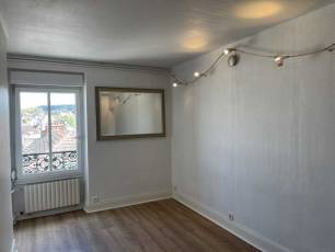 renting F2 Unfurnished  Montluon