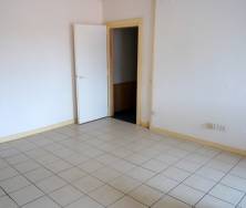 renting F2 Unfurnished  Montluon