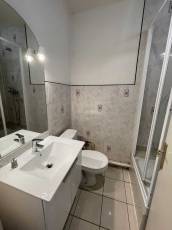 cherche Studio meubl  Montluon