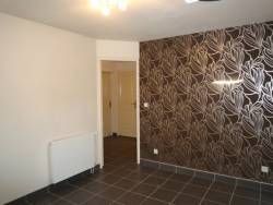 renting F4 Unfurnished  Montluon