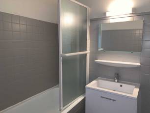 location Studio non meubl  Montluon