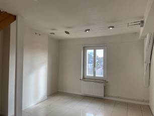 renting F3 Unfurnished  Montluon